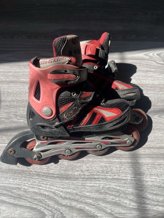 Продам 4 ролика раздвижные