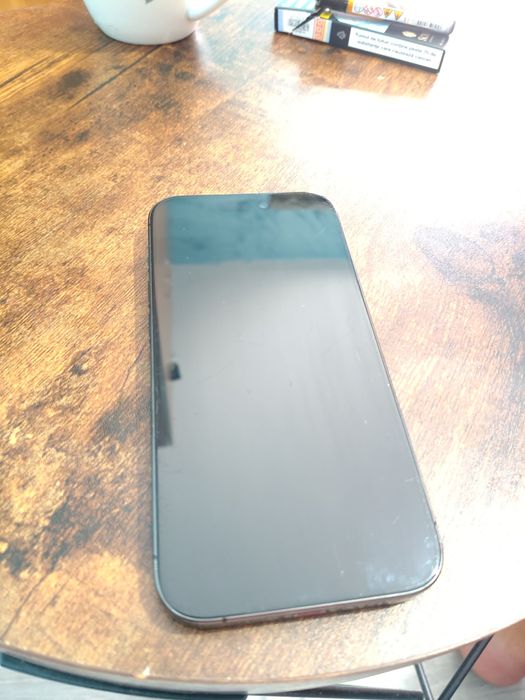 Vand iphone 15 pro 256