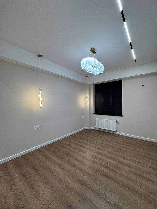 Юнусабад 11 Жк Комфорт хаус 2/5/10 42 квадратов Евро ремонт