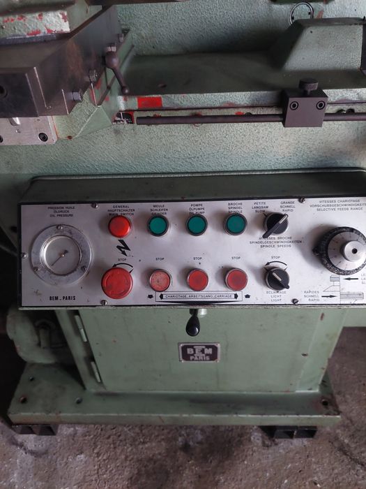 Masina de rectificat tamburi frână camioane