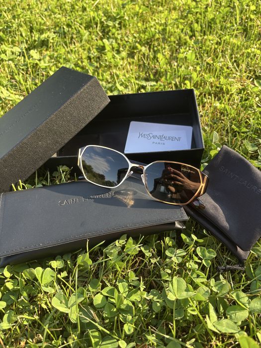Ochelari de soare YSL