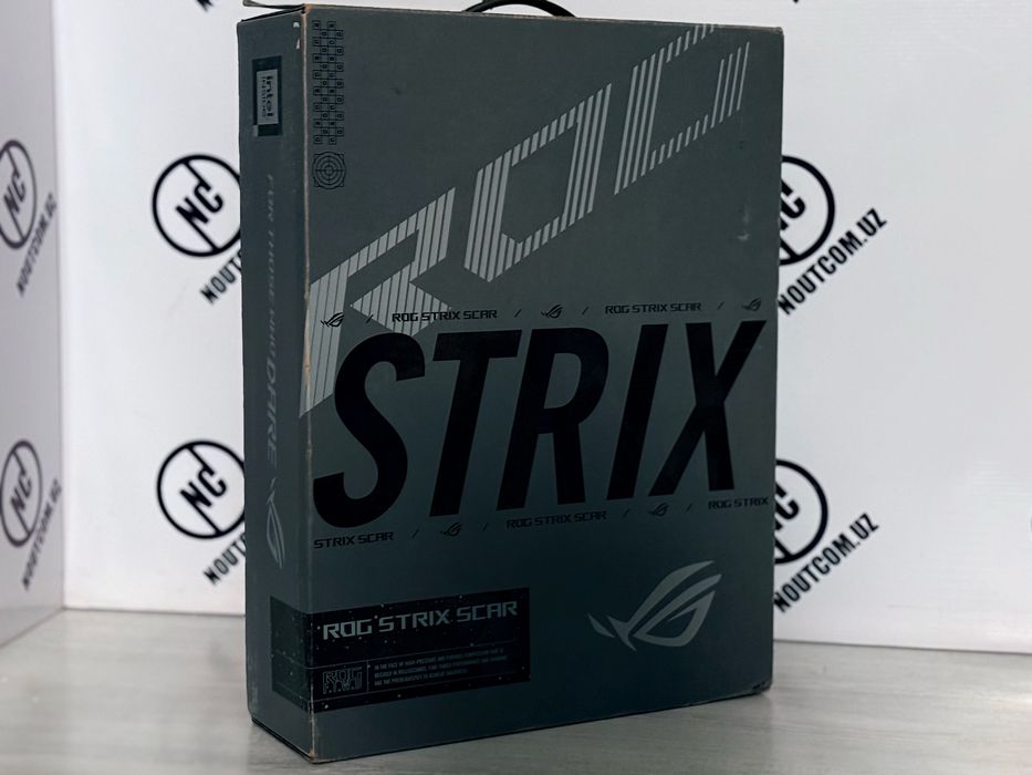 Asus Rog Scar 18 i9-14900HX RTX-4080 12Gb 32/1Tb