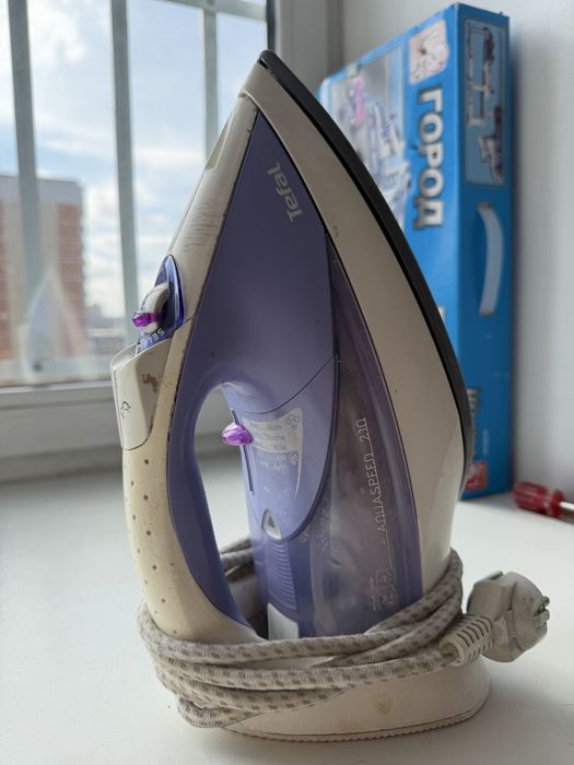 Утюг Тефаль в отличном состоянии