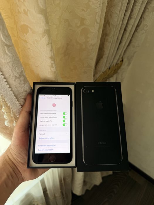 IPhone 7/128Gb - В хорошем состоянии