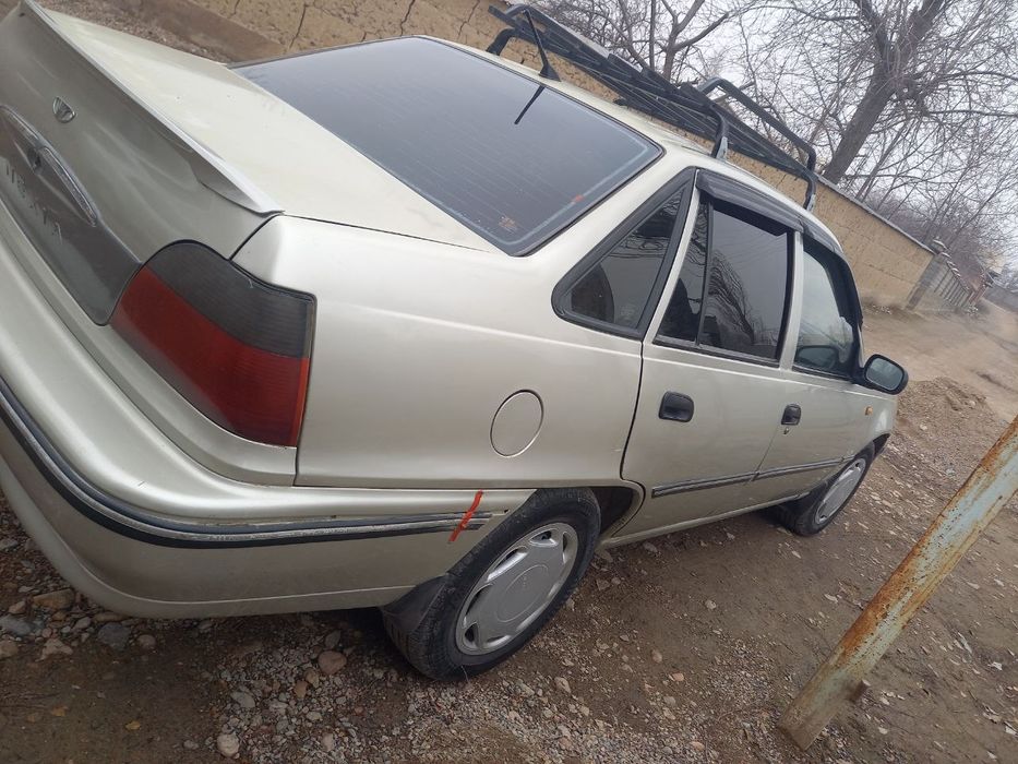 Nexia 1 sotiladi 2003 yil