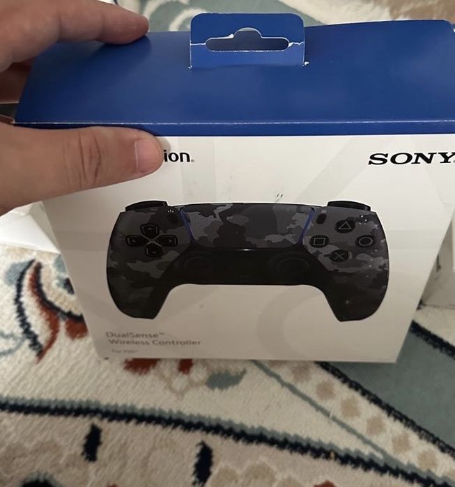 Продам новый джойстик для PS5