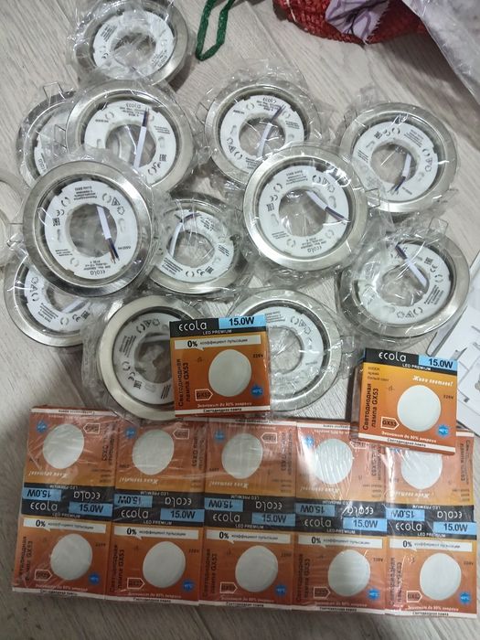 Продам лампочки- точки