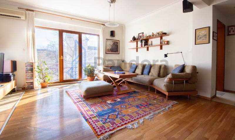 Дава се под наем Четиристаен апартамент в София, Център - 140 кв.м за 750 € - Снимка #1