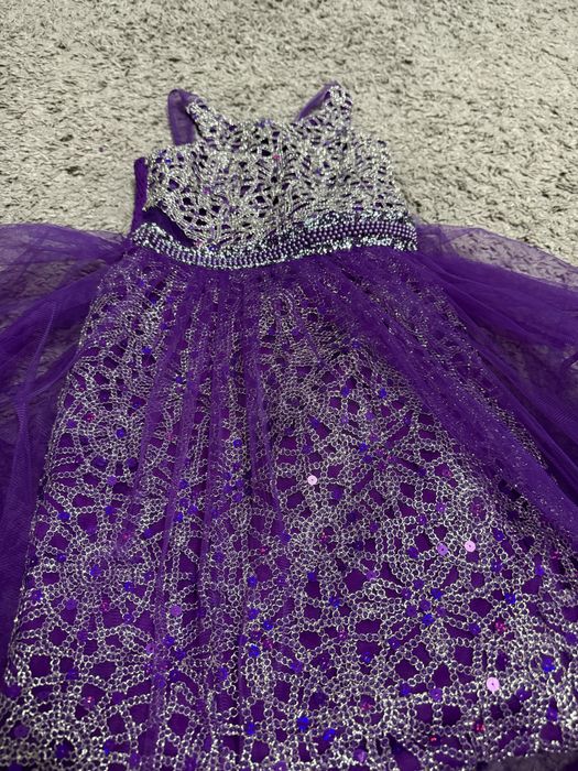 Шикарное платье для 8-10 лет