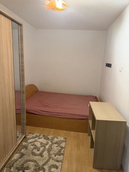 Vand apartament cu 2 camere ,et 4 , sagului, comision 0, fara agentie