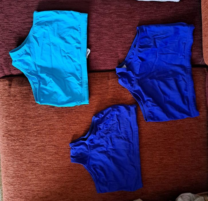 Продам плавки на девочку