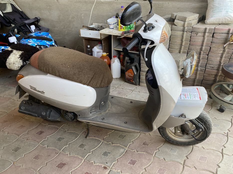 Продается мопед хонда такт