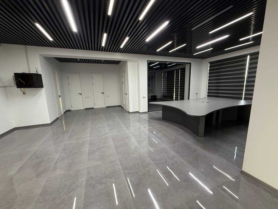 Аренда - не жилое Коммерческое недвижимость