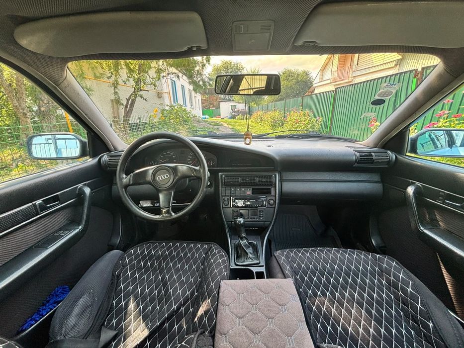 Продам Audi  в отличном состоянии