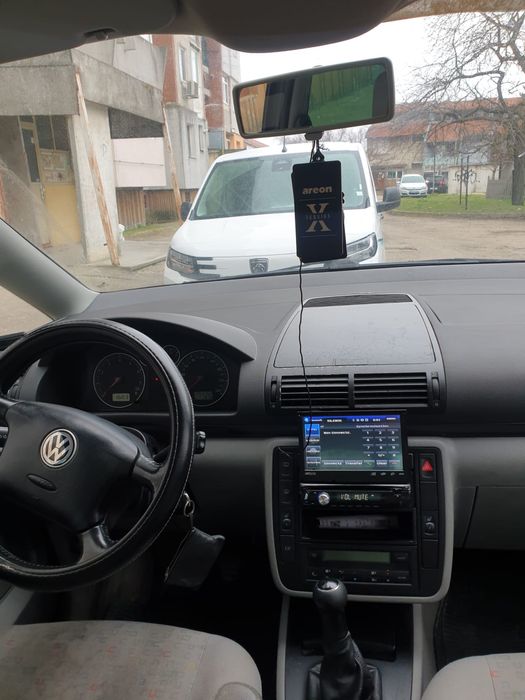 Vw Sharan 2.0i - бензин