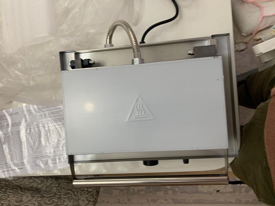 Срочно продам вафельницу