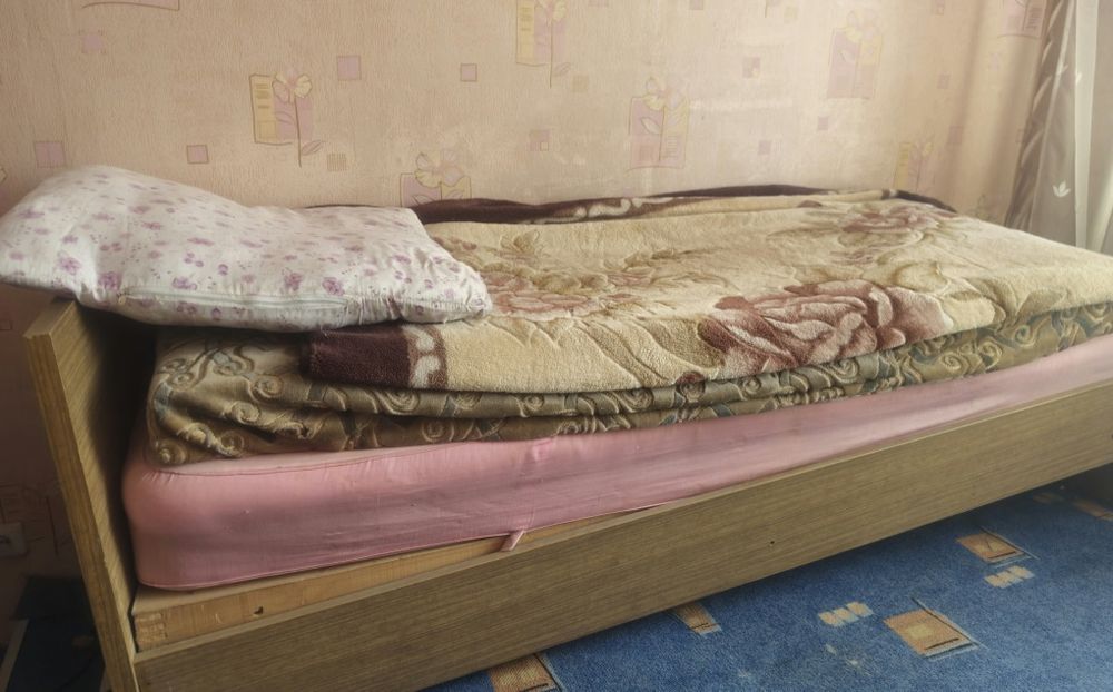 Отдам кровать, бесплатно