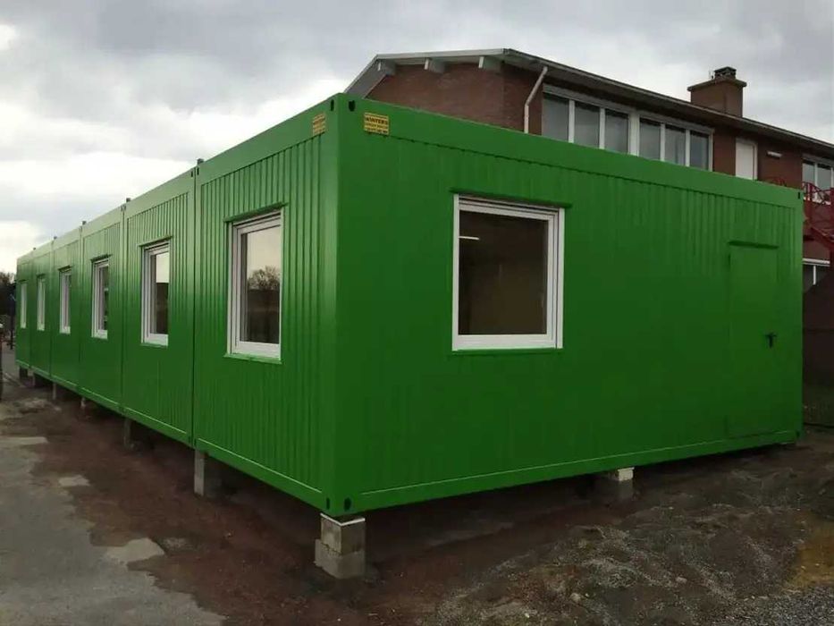 Diverse containere de birou 6 x 3 m