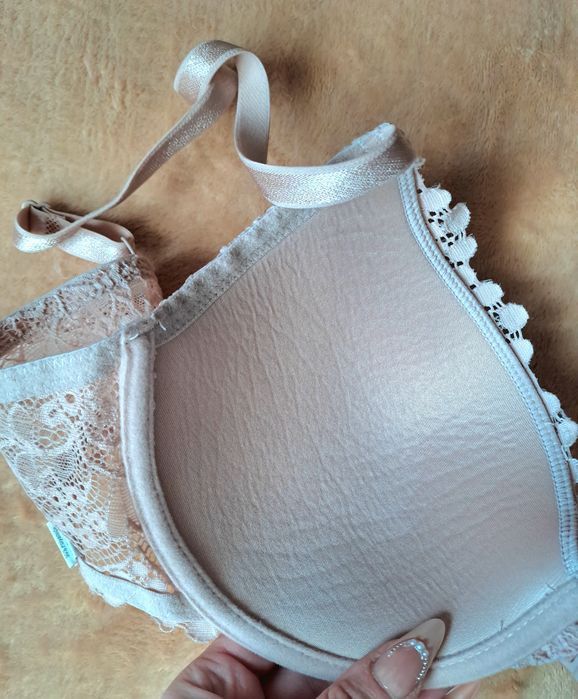 Lot sutiene 85D new Yorker roz dantela