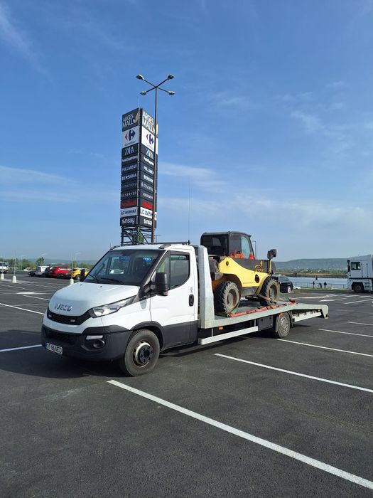 Tractari auto microbuze, dube, transport utilaje agricole, construcții