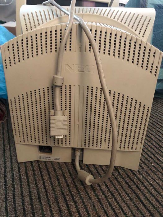 Монитор NEC MultiSync E750