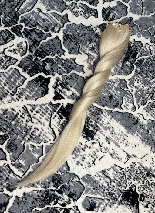 Нова 160 грама руска коса на клипси