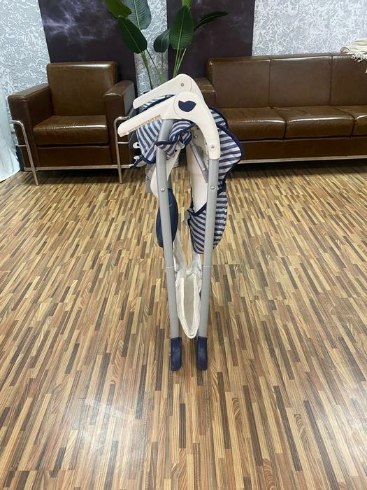 ПродамДетский стул