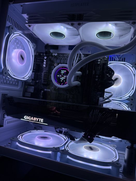 Vând PC GAMING i5 14600k cu 3070TI 8 GB