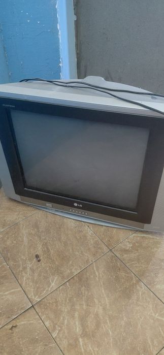 Телевизор LG Б/У