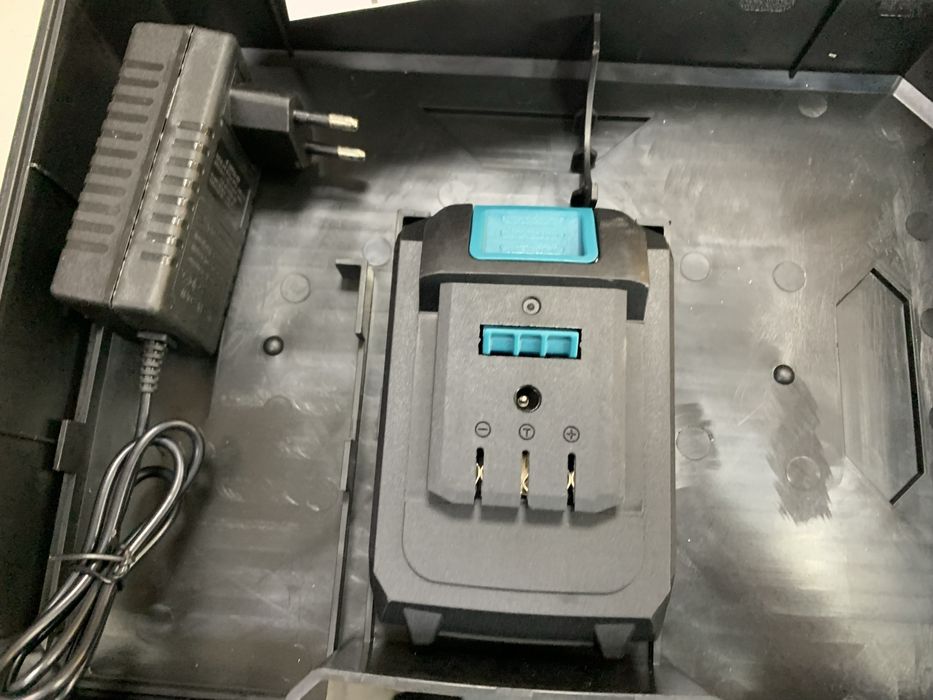 Шуруповерт по акции