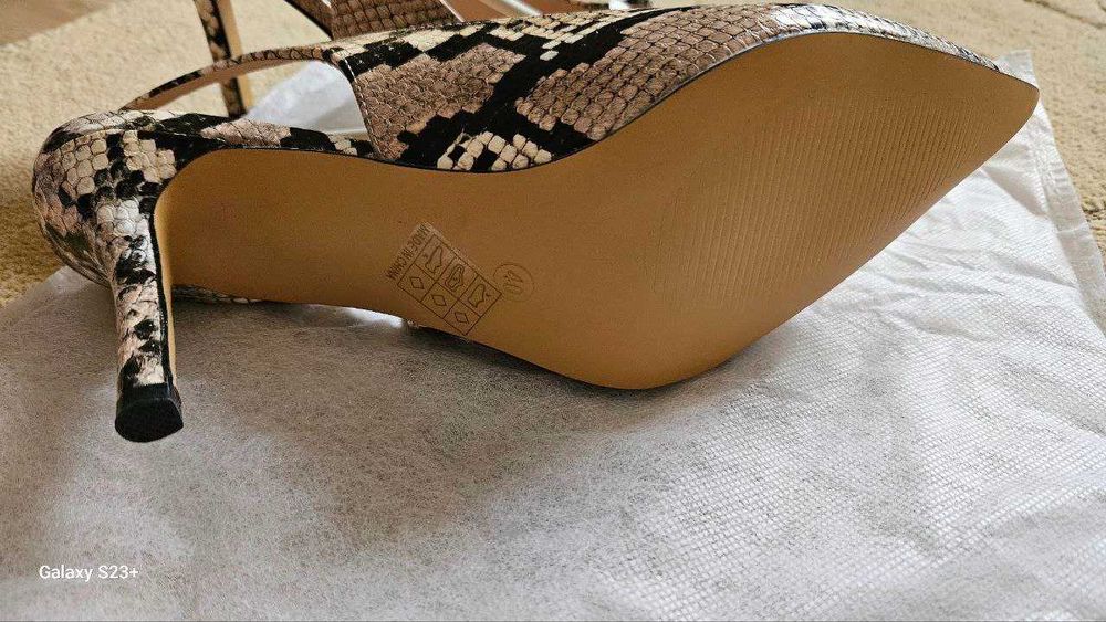 босоножки сама элегантность