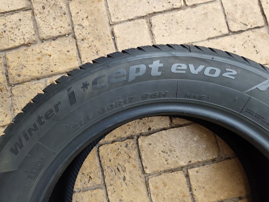 Зимни гуми Hankook 215/60/17 Winter icept Evo 2  2156017