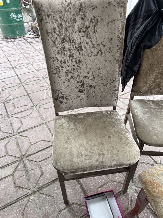 Стулья хорошие из дерева