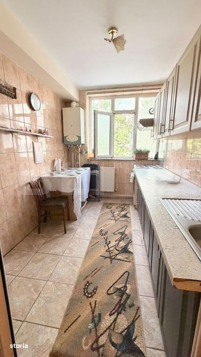 Apartament 3 camere, 48 mp, zona Micro 19