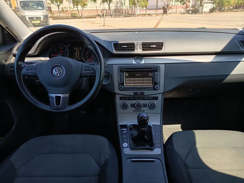 Passat B7 Limuzina an 2014 motor 2.0 Tdi 140 de cai  Euro 5