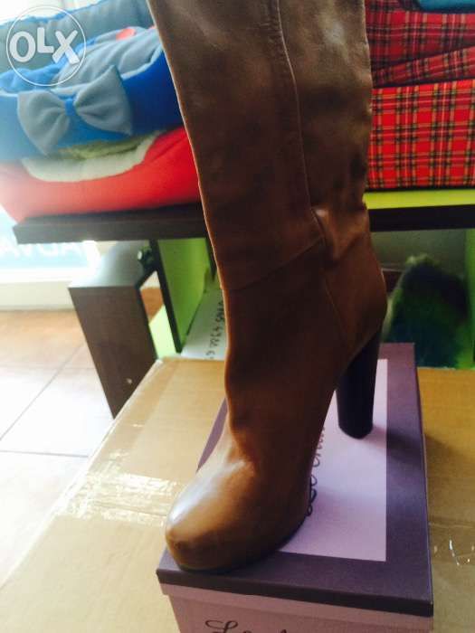 Cizme noi ( încălțate o singura data) Le chat botte...