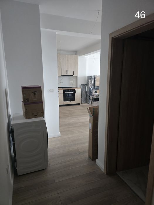 Inchiriez apartament
