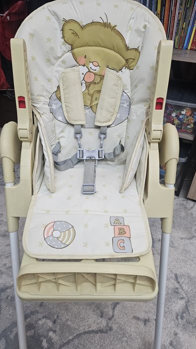 Детский стульчик для кормления