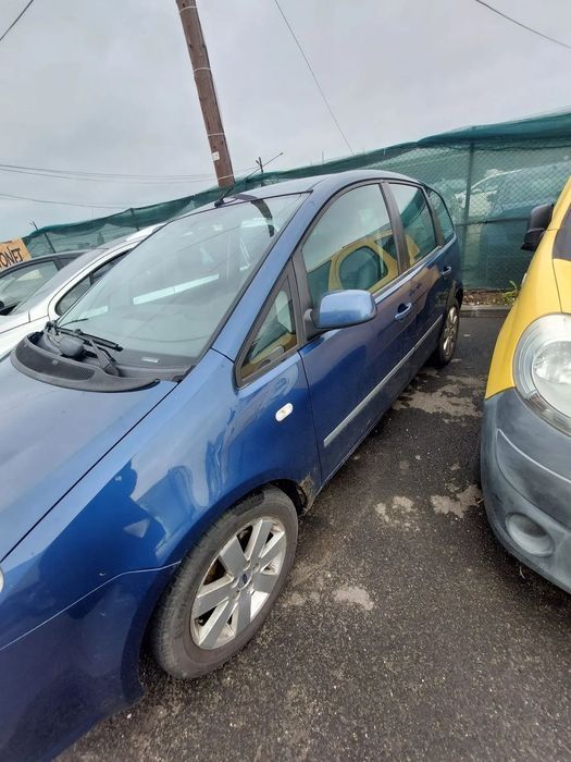 Dezmembrez Ford c-max