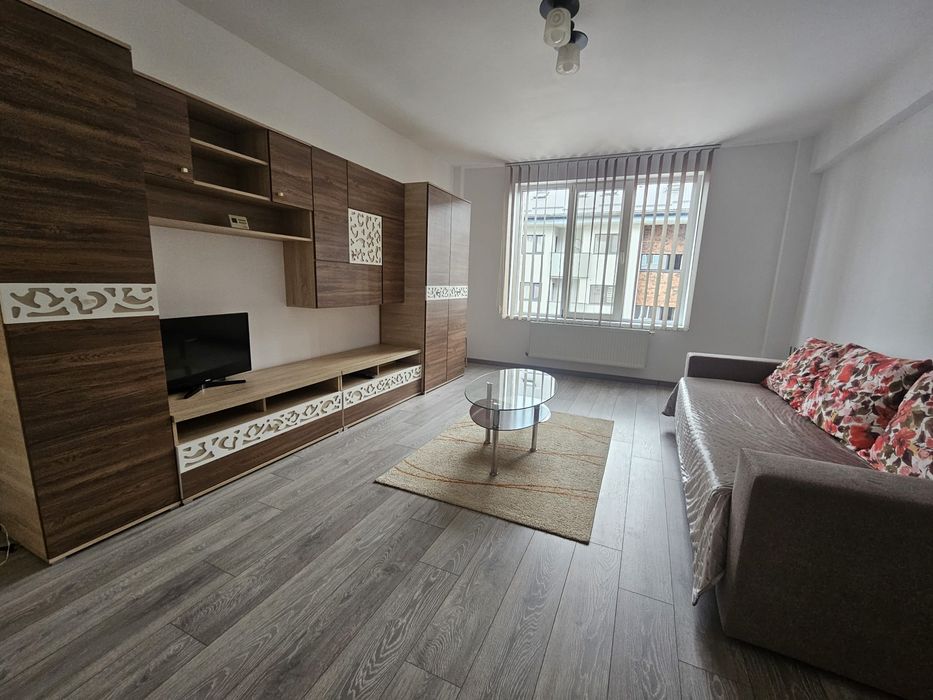 Inchiriez apartament 1 camera  capat Gheorgheni