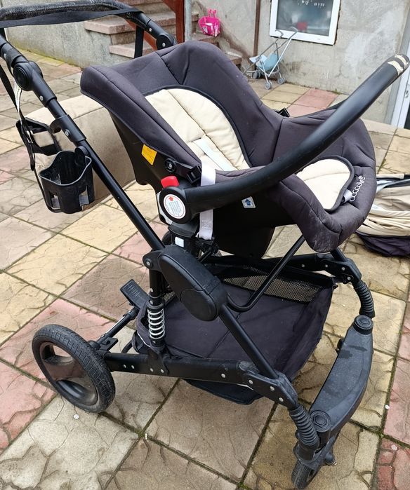 Carucior Coccolle transformabil 3 in 1 cu scoica, landou, pliabil
