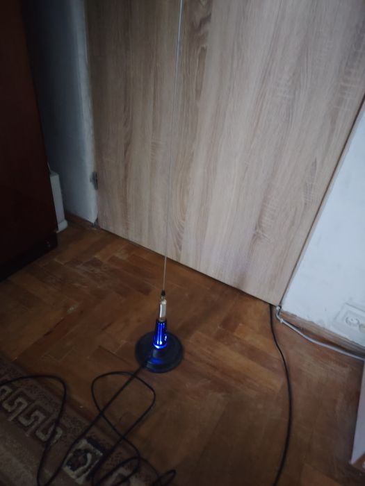 PNI LED cu talpă magnetică nouă