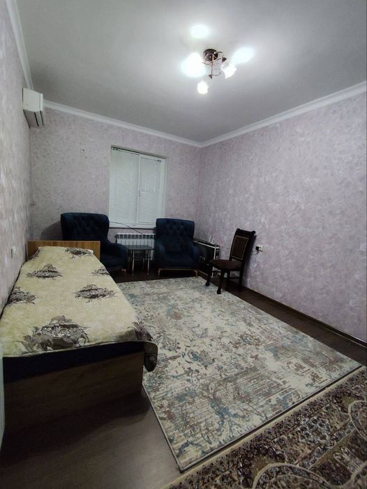 Сдается 3x комнатная квартира 
С обстановкой 
В горде Алмалыке