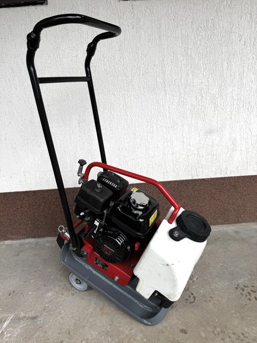 Placa compactoare Mikasa MVC-F60H, Honda GX120, 80kg