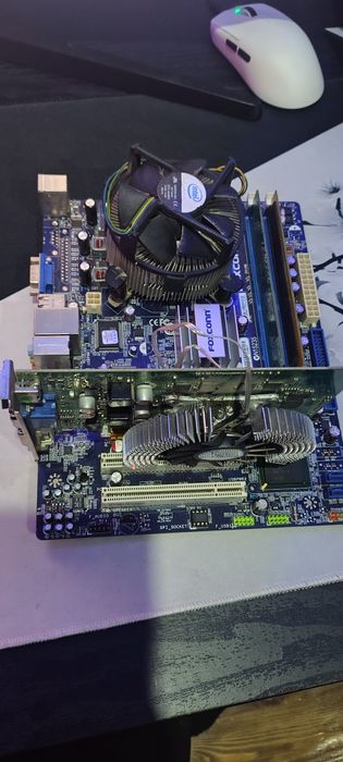 Продам комплект срочно