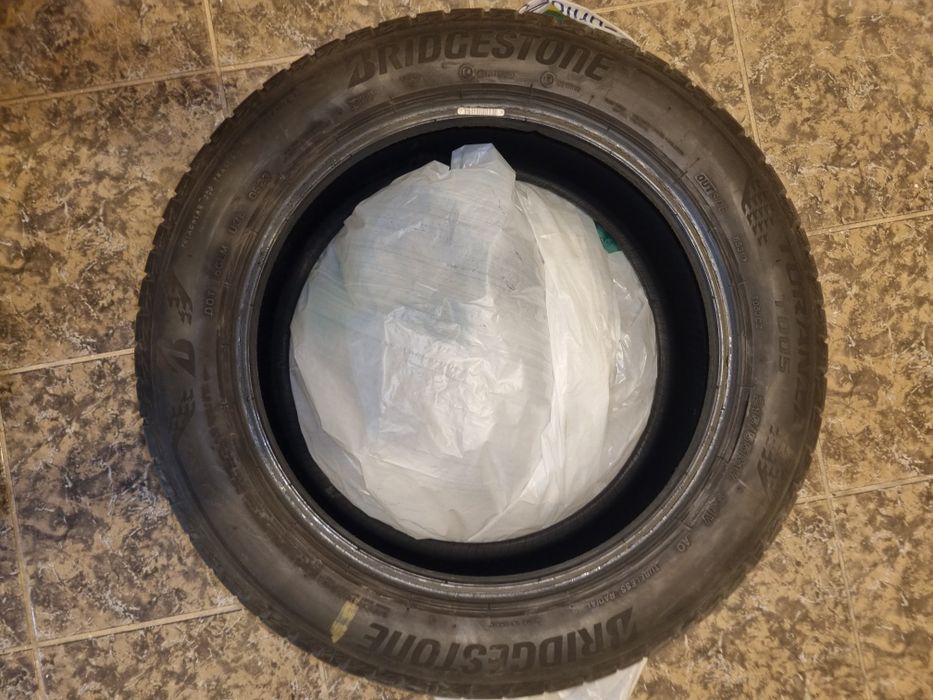 Set Roti Originale Audi 215/55/17-94V -Profil -Iarna