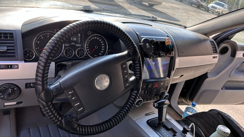 volkswagen tourag 2004г