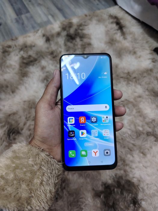 Продаётся телефон