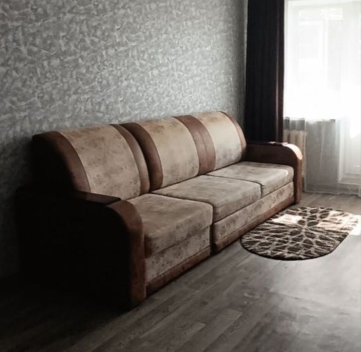 Продам диван в хорошем состоянии