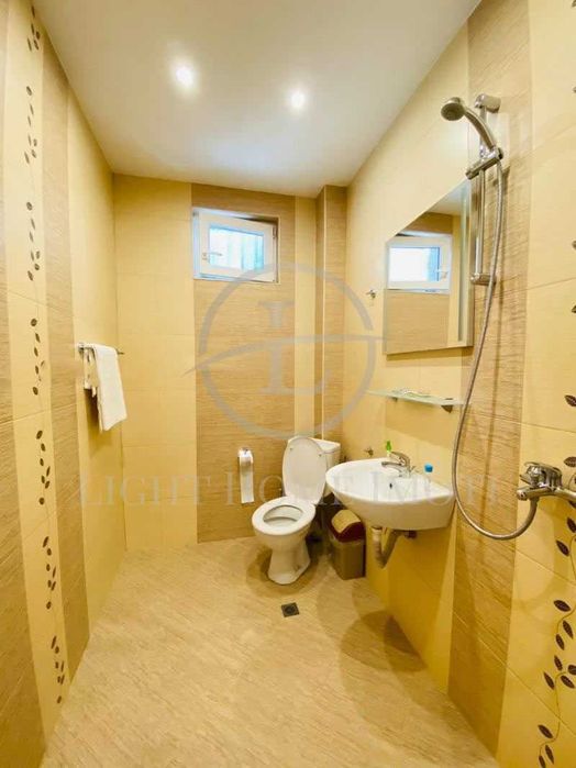 Продава се Четиристаен апартамент в Пловдив, Център - 89 кв.м за 3427 €/кв.м - Снимка #9